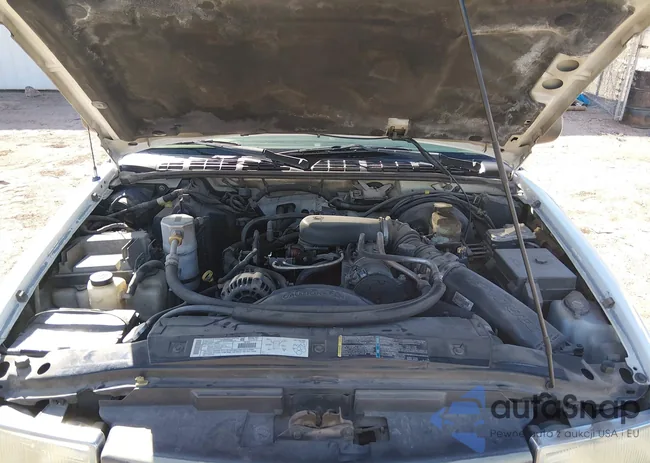 1GCDT19WX28248055: 44344368