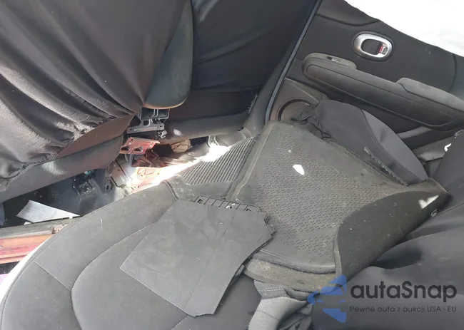 KNDJN2A27J7514390: 44344402