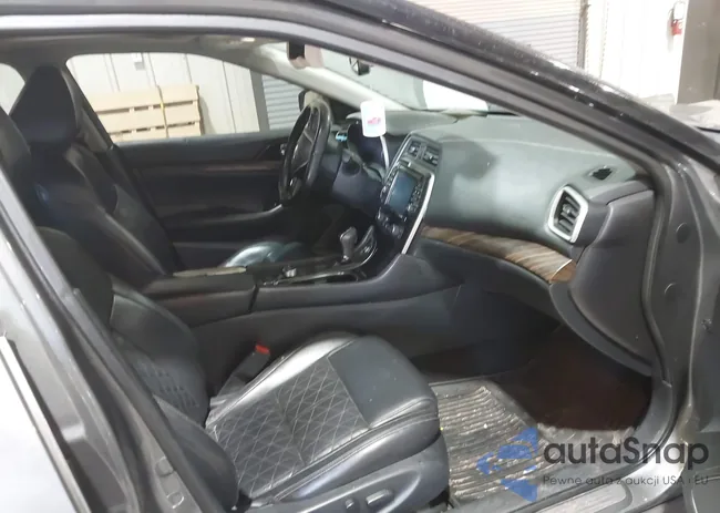 1N4AA6AP5GC381522: 44344438