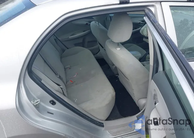 2T1BU4EE4AC267061: 44344440