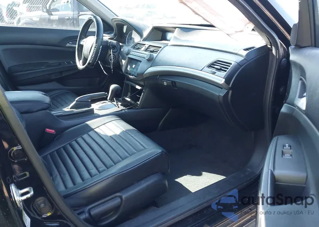 1HGCP2F68CA200415: 44344442