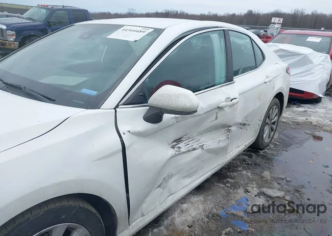 4T1B11HK8KU847907: 44344489