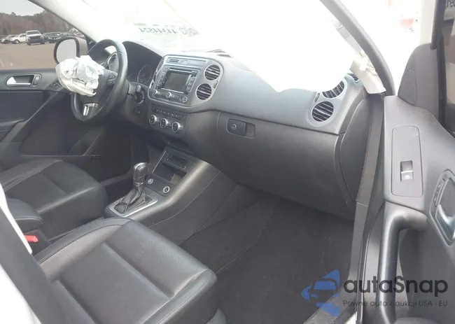 WVGAV7AX2FW604094: 44344524