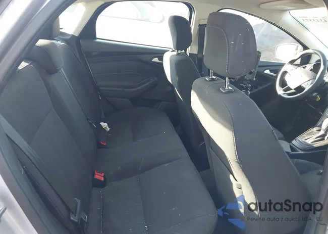 1FADP3F28JL272860: 44343573