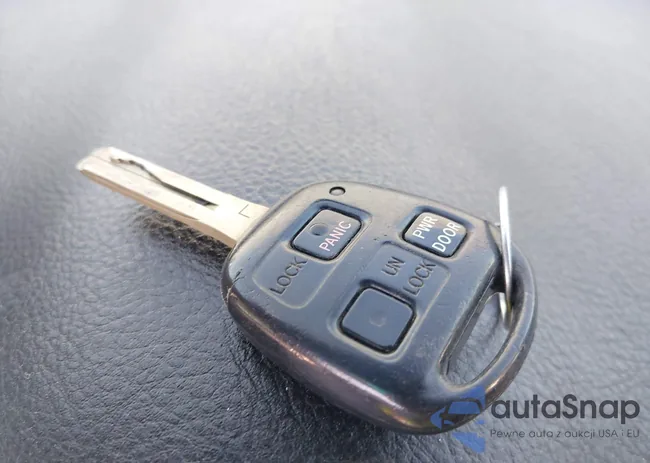 2T2GK31U37C006088: 44343604