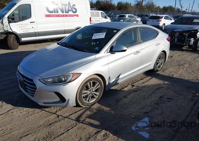 5NPD84LF5JH228971: 44343618