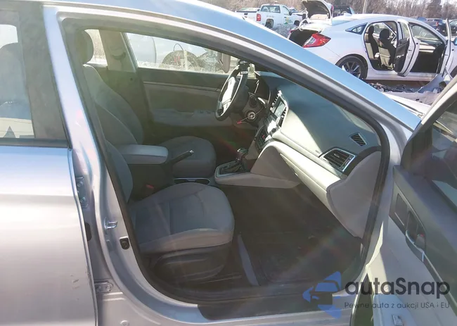 5NPD84LF5JH228971: 44343618