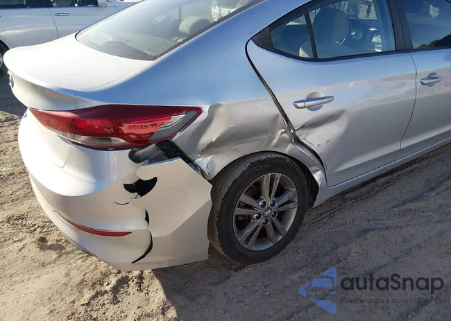 5NPD84LF5JH228971: 44343618