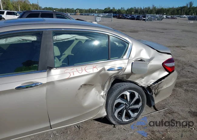 1HGCR2F75GA226592: 44343734