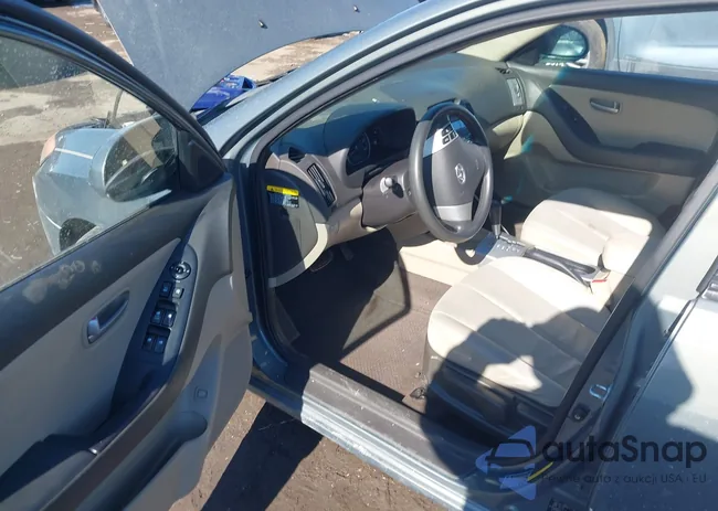 KMHDU46D09U685464: 44343759