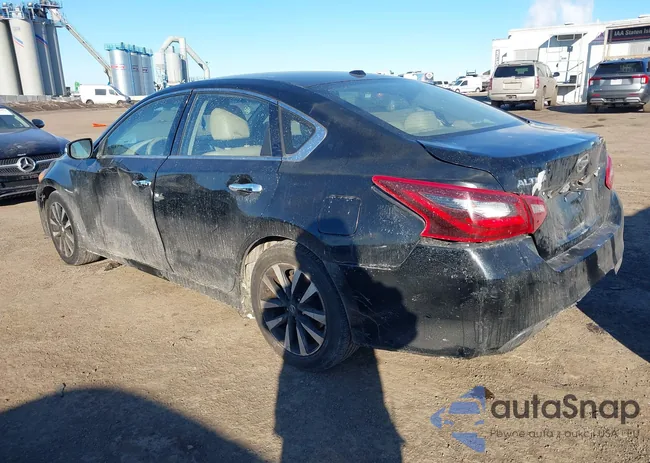 1N4AL3AP5JC261655: 44343787