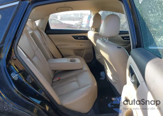 1N4AL3AP5JC261655: 44343787