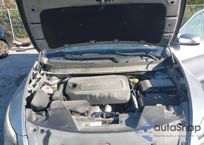 1C4PJLCB1EW122929: 44343795