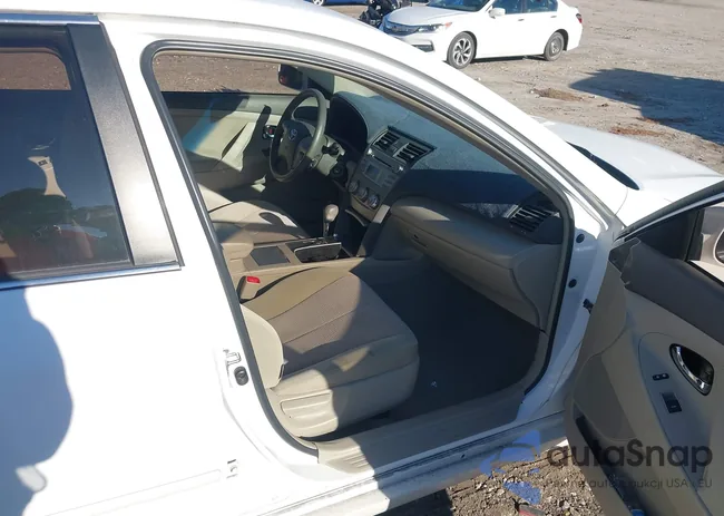 4T1BK3EK6AU600218: 44343810