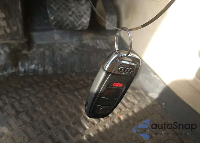 WAUGFAFC9EN059785: 44343838