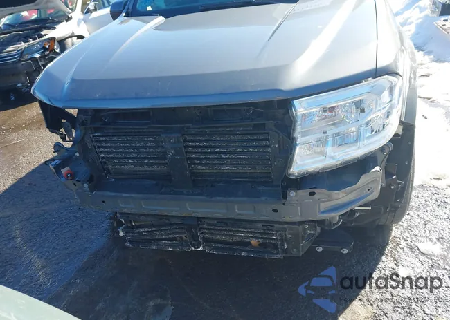 3FTTW8E36NRB00480: 44343863