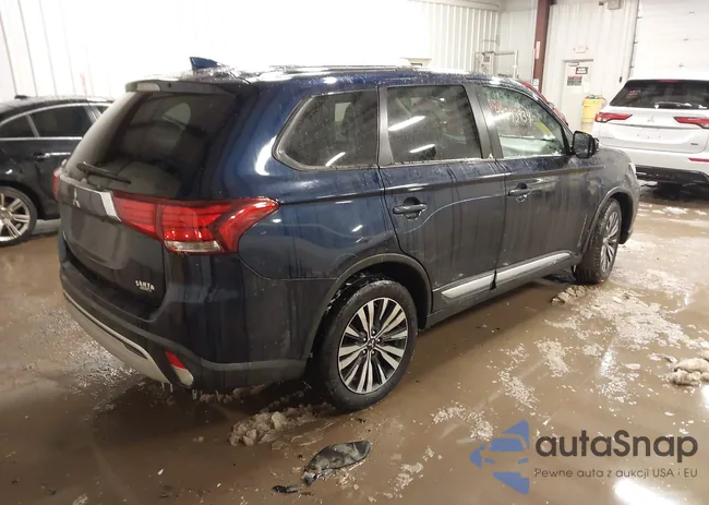 JA4AZ3A39LZ045596: 44343934