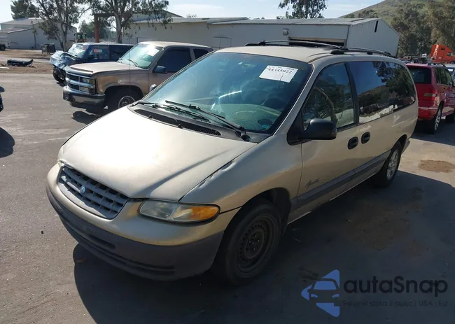 1P4GP44R8WB743931: 44345022