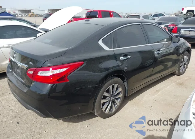 1N4AL3AP0HC118414: 44345033