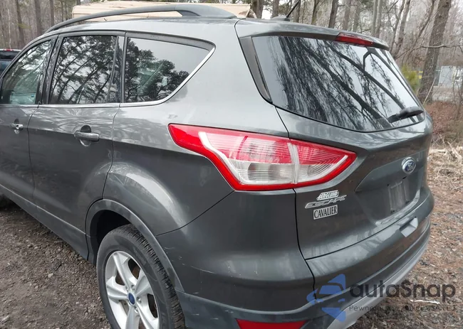 1FMCU0G77FUA28105: 44345117