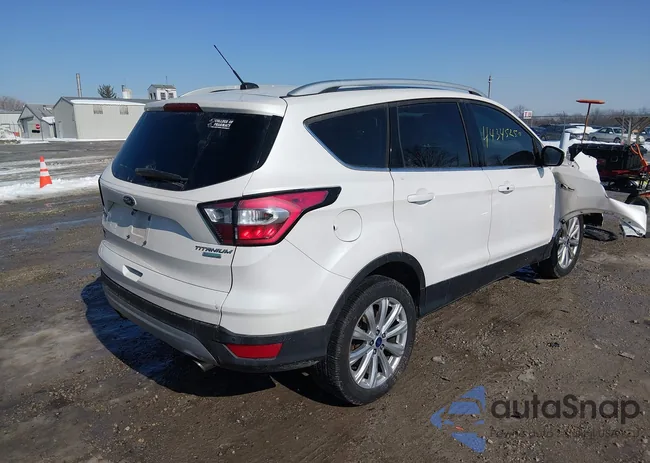 1FMCU0JD8HUD27605: 44345250