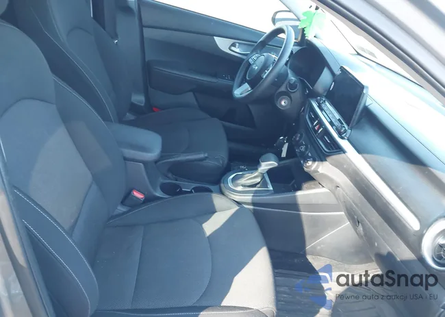 3KPF24ADXNE500579: 44345293