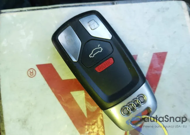 WA1VAAF77JD032140: 44345397