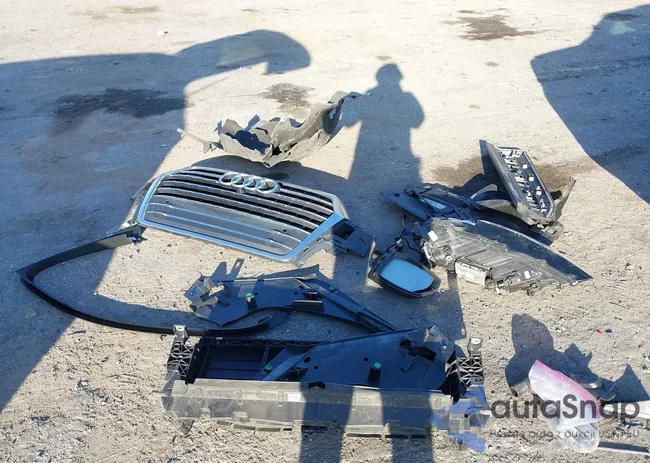 WA1VAAF77JD032140: 44345397