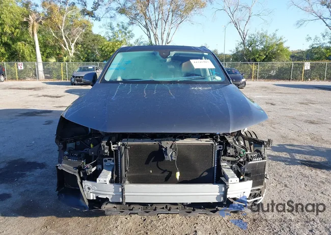 WA1VAAF77JD032140: 44345397