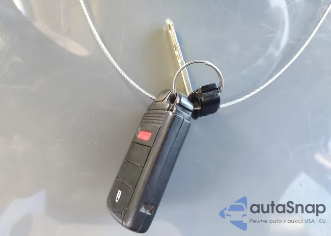 19UUA8F51CA026042: 44345447