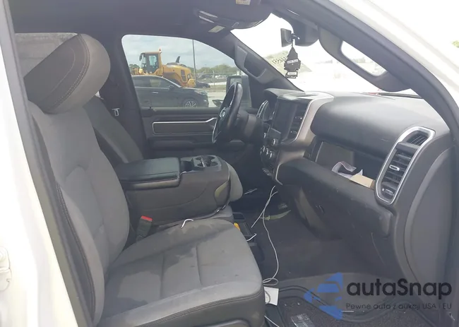 1C6RREFG9NN326153: 44344551