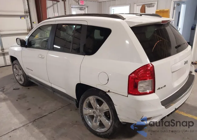 1C4NJDCB0CD659328: 44344564