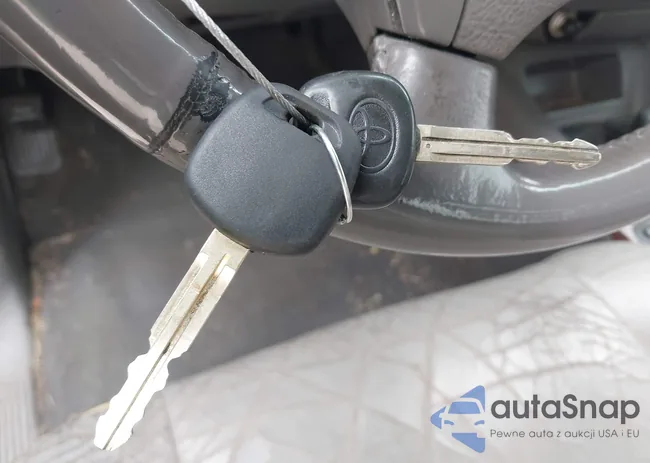 5TDBT44A24S208300: 44344671