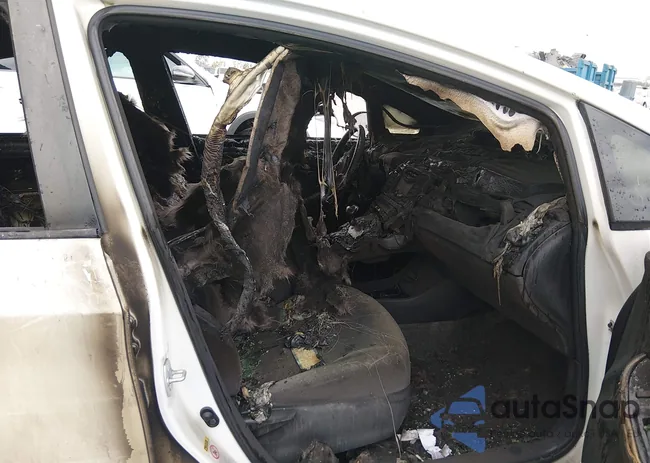 JTDKN3DP9F3068498: 44344679