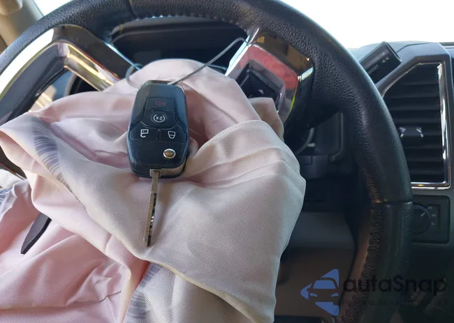 1FTEW1EG8FKD31924: 44344717