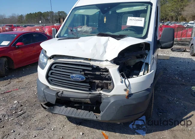 1FTYR2CM9KKB38744: 44344800