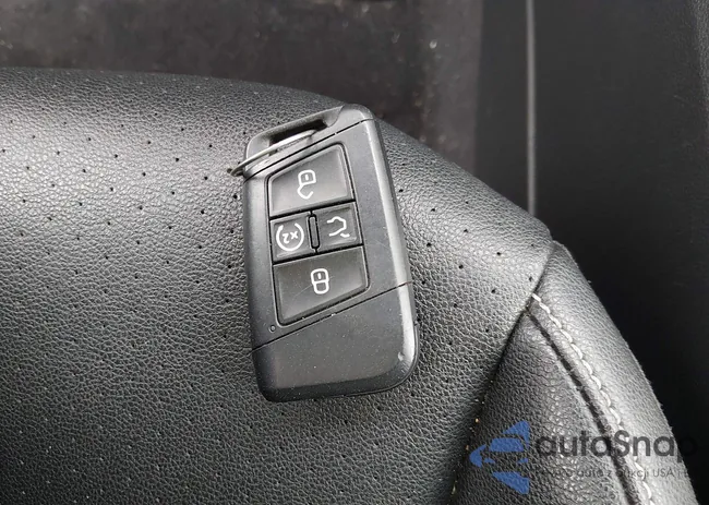 1V2ME2CA9LC215686: 44344890