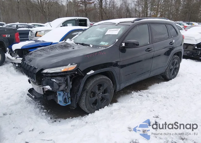 1C4PJMCS7GW102077: 44345962