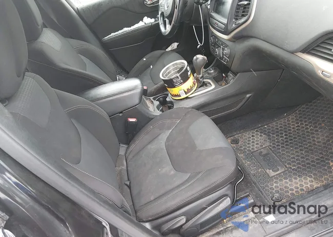 1C4PJMCS7GW102077: 44345962