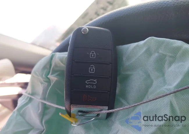 3KPA24AD4NE493493: 44345982