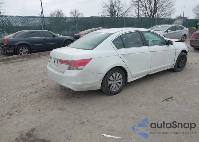 1HGCP2F34CA196739: 44346348