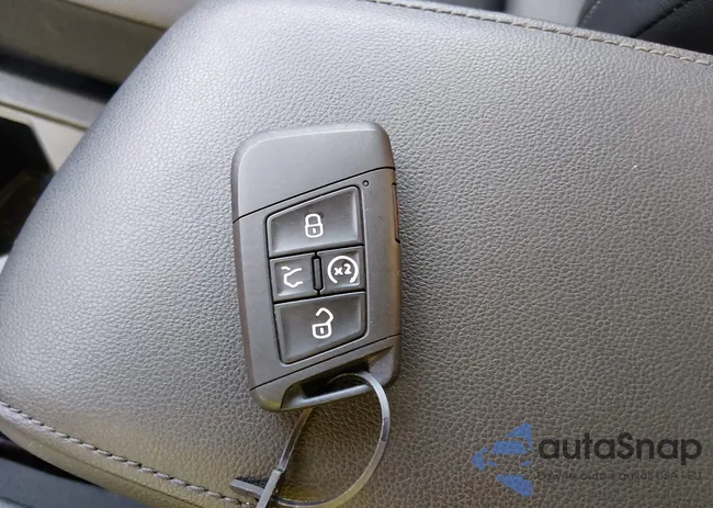 3VV2B7AX2KM096089: 44345593