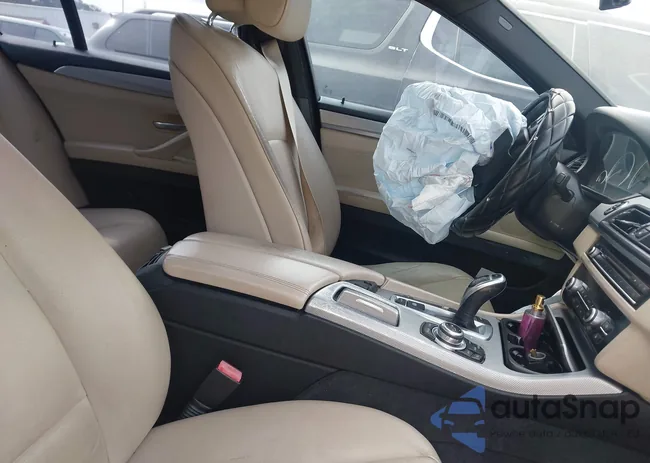 WBAFR7C57DC822294: 44345607