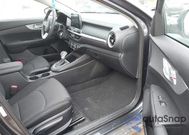 3KPF24AD2PE535345: 44345663