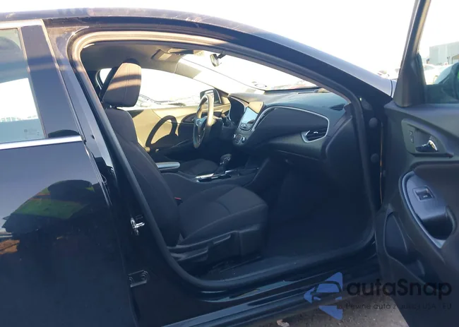 1G1ZD5ST2PF212060: 44345849