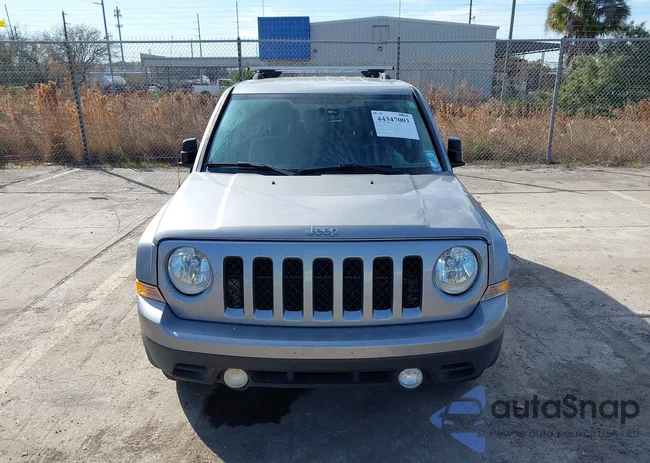 1C4NJPBA6HD141113: 44347003