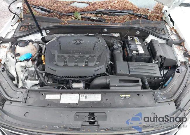 1VWAA7A3XJC018599: 44347056