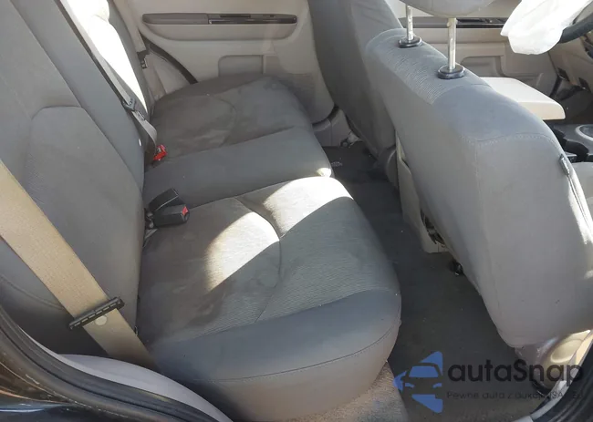 4F2CZ02Z68KM21574: 44347098