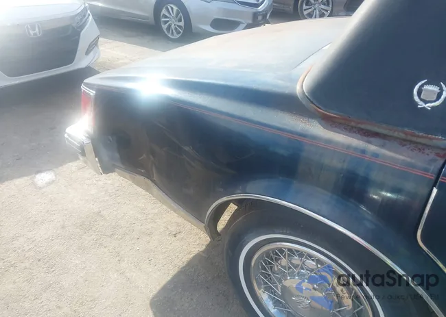 000006S69R6487972: 44347131