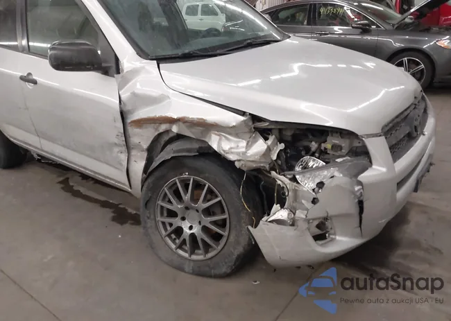 JTMBF4DV7AD030689: 44347154